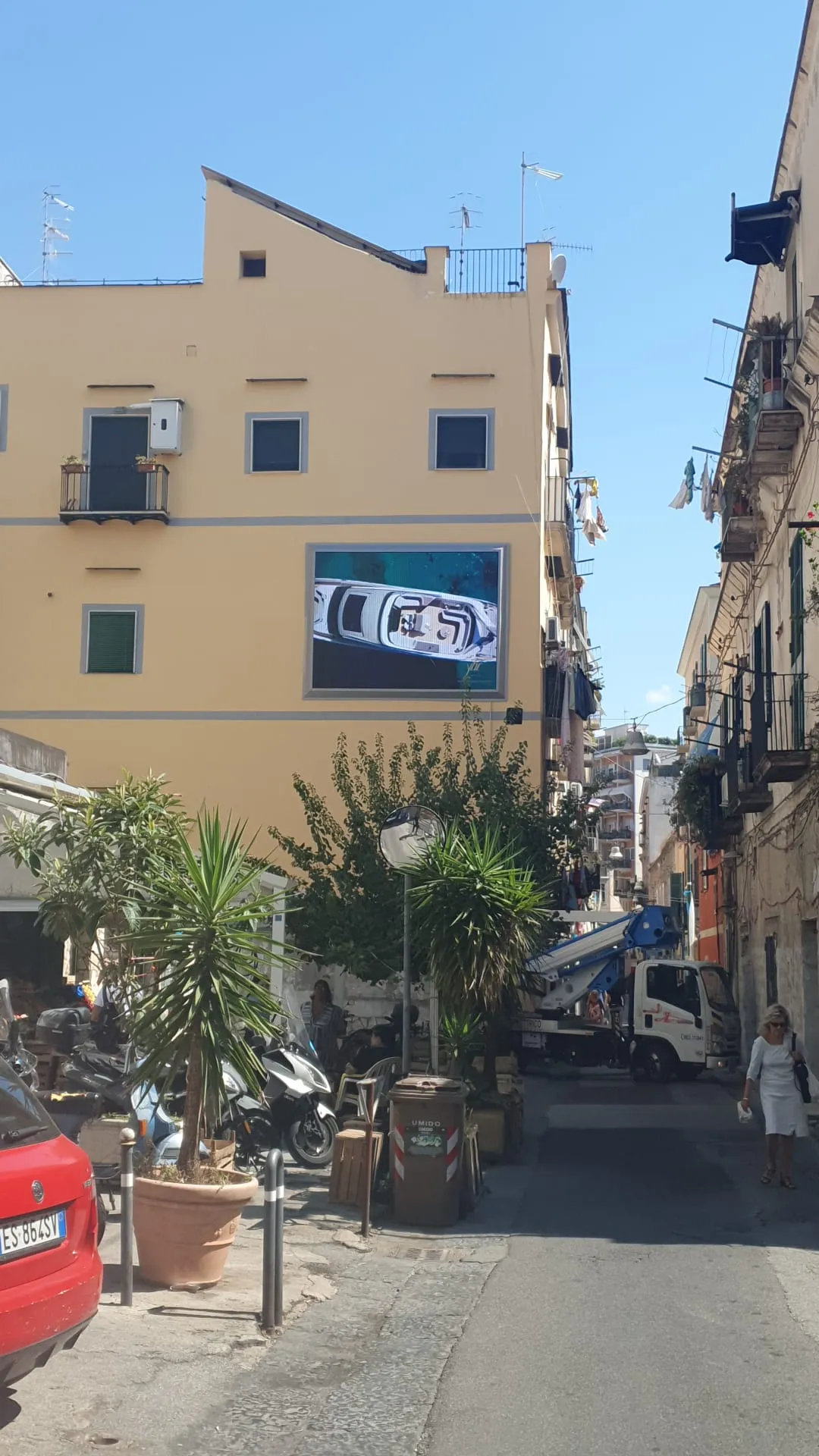 Maxischermi LED Pubblicitari per Location ad Alto Traffico