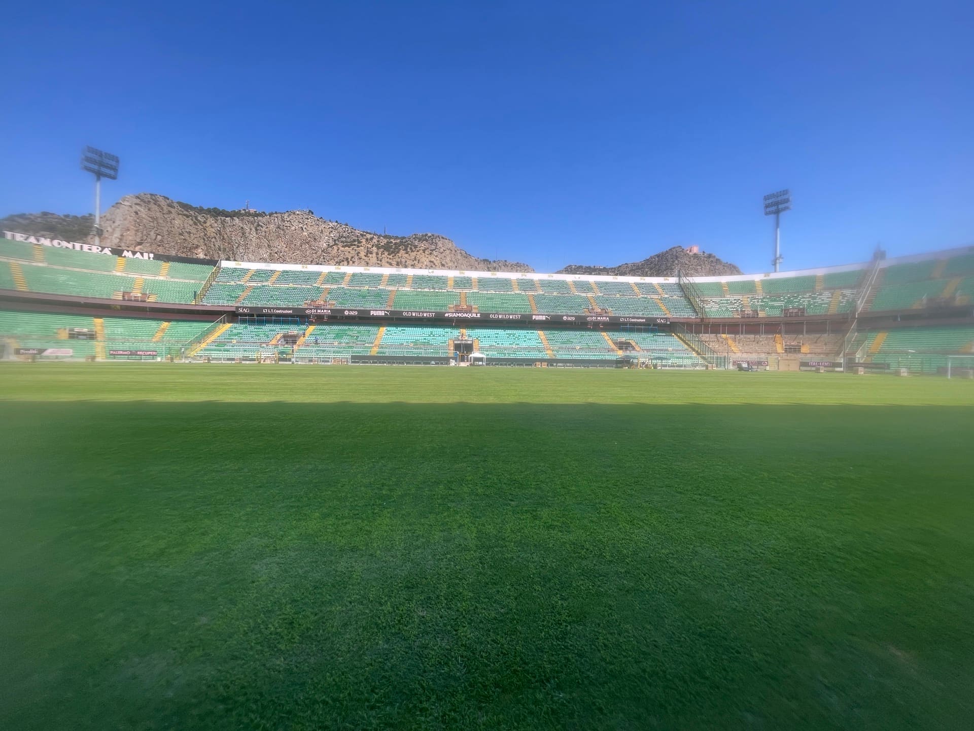 LED Bordocampo: Visibilità Sponsor e Ripresa TV